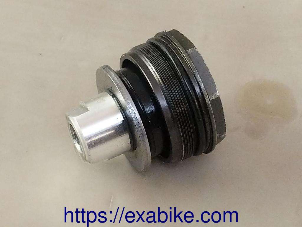 front fork tube cap Suzuki GSXR 1000 - photo 2