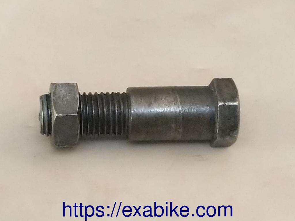 stand bolt Suzuki GSXR 750 - photo 1
