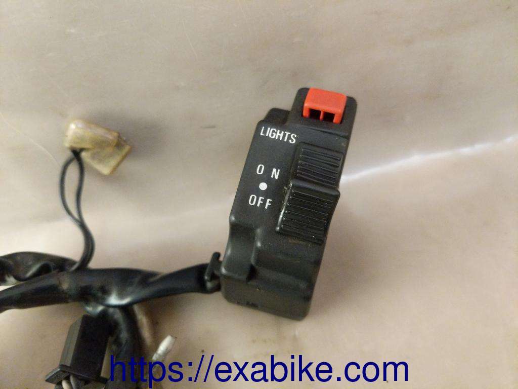 handle switch, right Suzuki DR 350 - photo 1