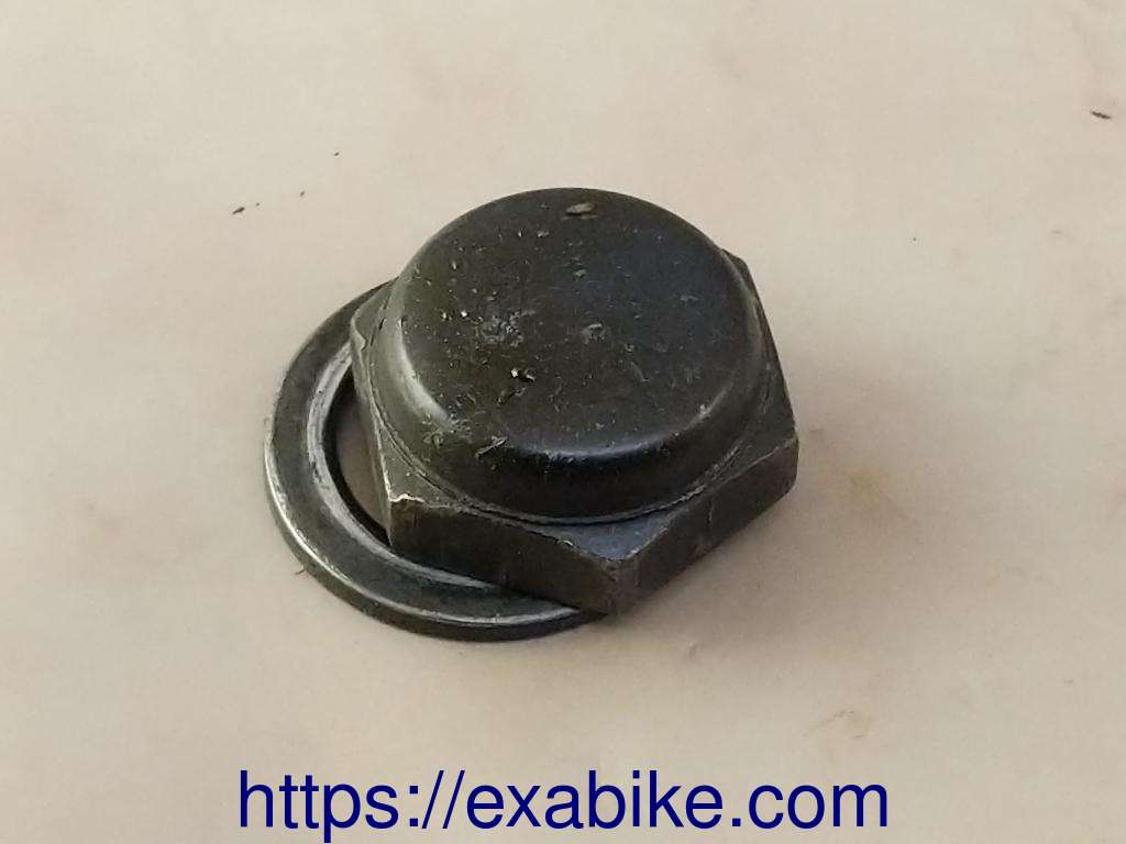 nut Suzuki DR 350 - photo 1
