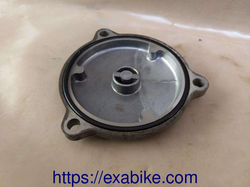 oil filter cover Suzuki DR 350 - photo 2