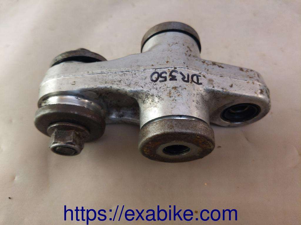 swingarm connecting Suzuki DR 350 - photo 1
