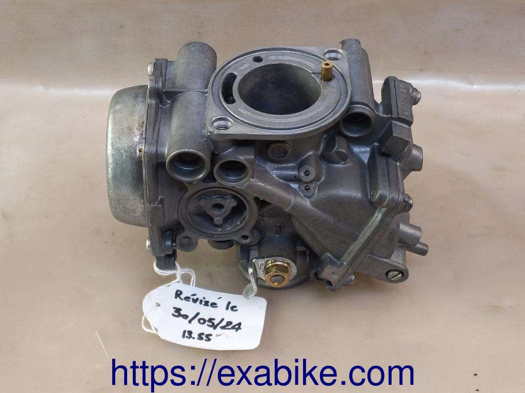 carburetor, middle left Honda CBR 600 - photo 2