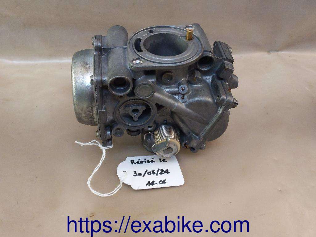 carburetor, middle right Honda CBR 600 - photo 2
