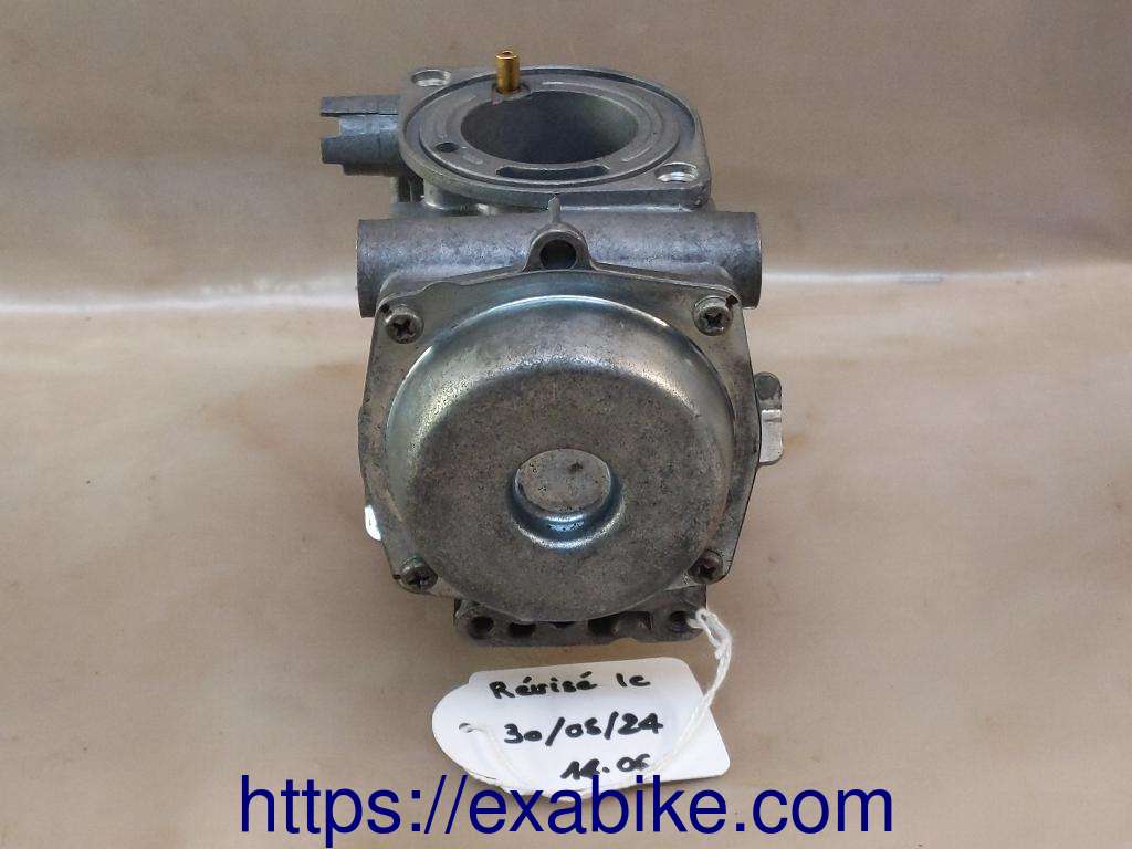 carburetor, middle right Honda CBR 600 - photo 3