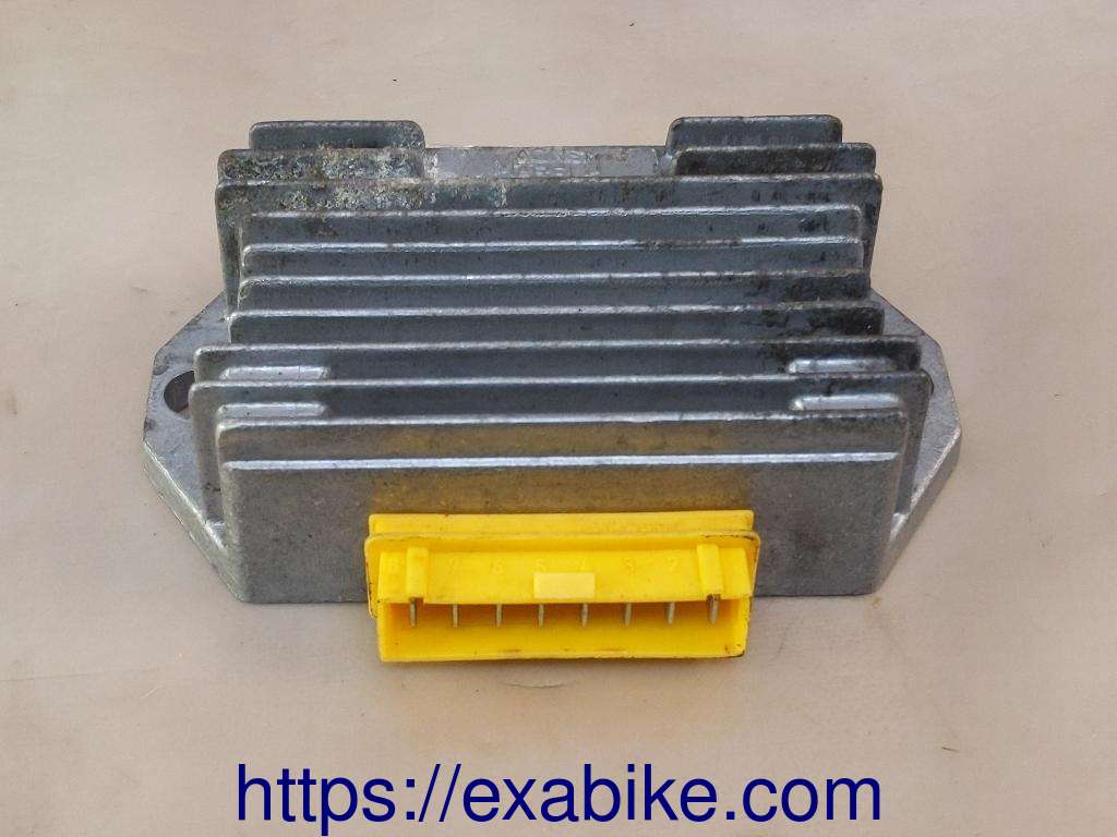 regulateur Piaggio Zip 50 - photo 1