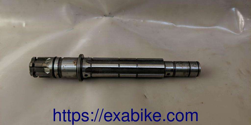 arbre secondaire de boite Kawasaki EL 125 Eliminator - photo 1