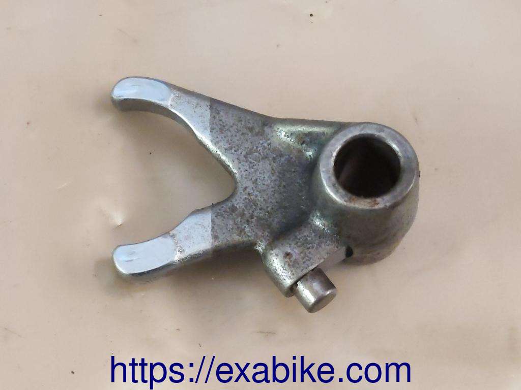 fourchette de boite KTM 125 LC2 - photo 2
