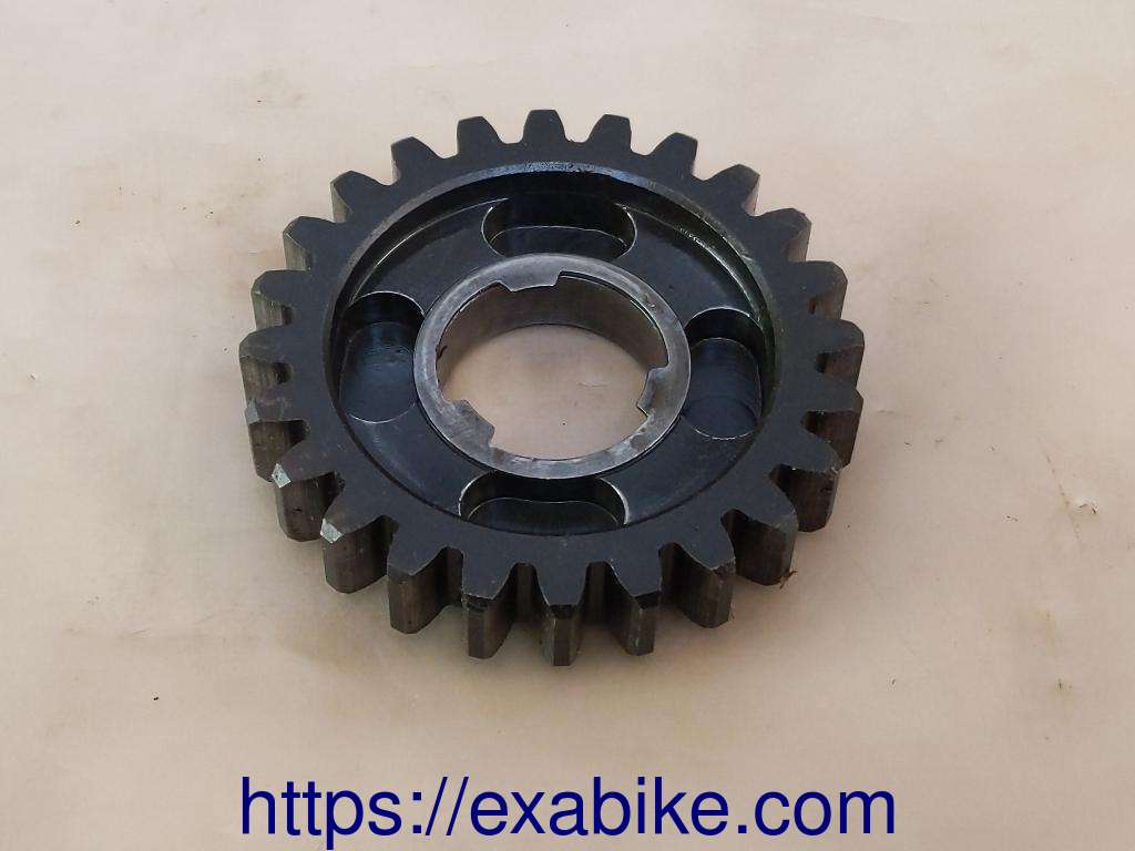 pignon de boite KTM 125 LC2 - photo 1