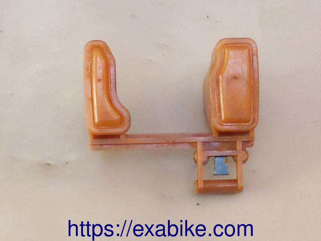 carburetor float Suzuki VL Intruder 1500 - photo 1