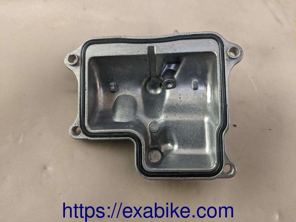carburetor float chamber Honda NTV 650 REVERE - photo 3