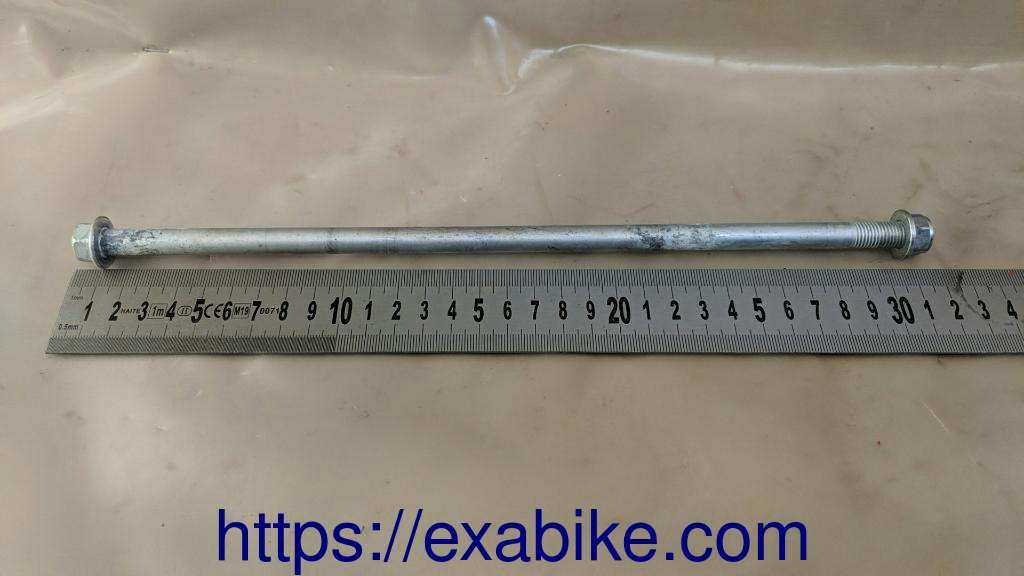 engine bolt Suzuki GSR 600 - photo 1