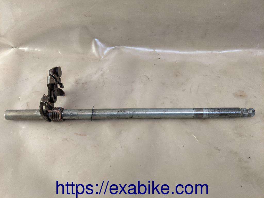 gear change axle Honda CBR 900 - photo 1