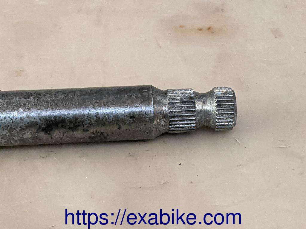 gear change axle Honda CBR 900 - photo 2