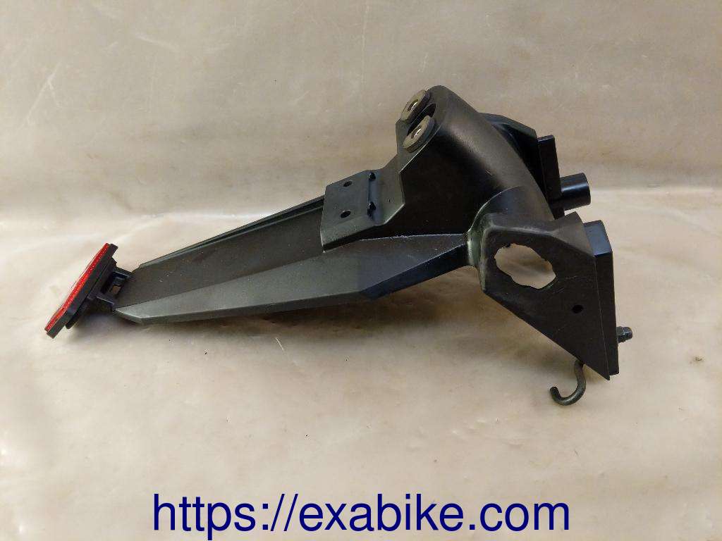 lower fender Kawasaki ER-6 - photo 2