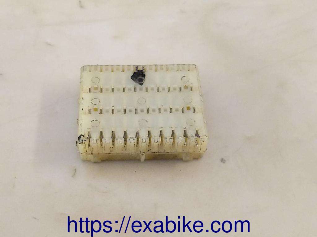 junction Honda XLR 250 - photo 1