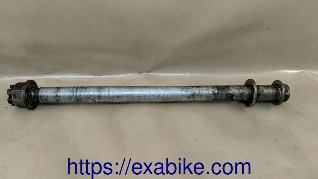 wheel axle, rear Kawasaki ER-6 - photo 1
