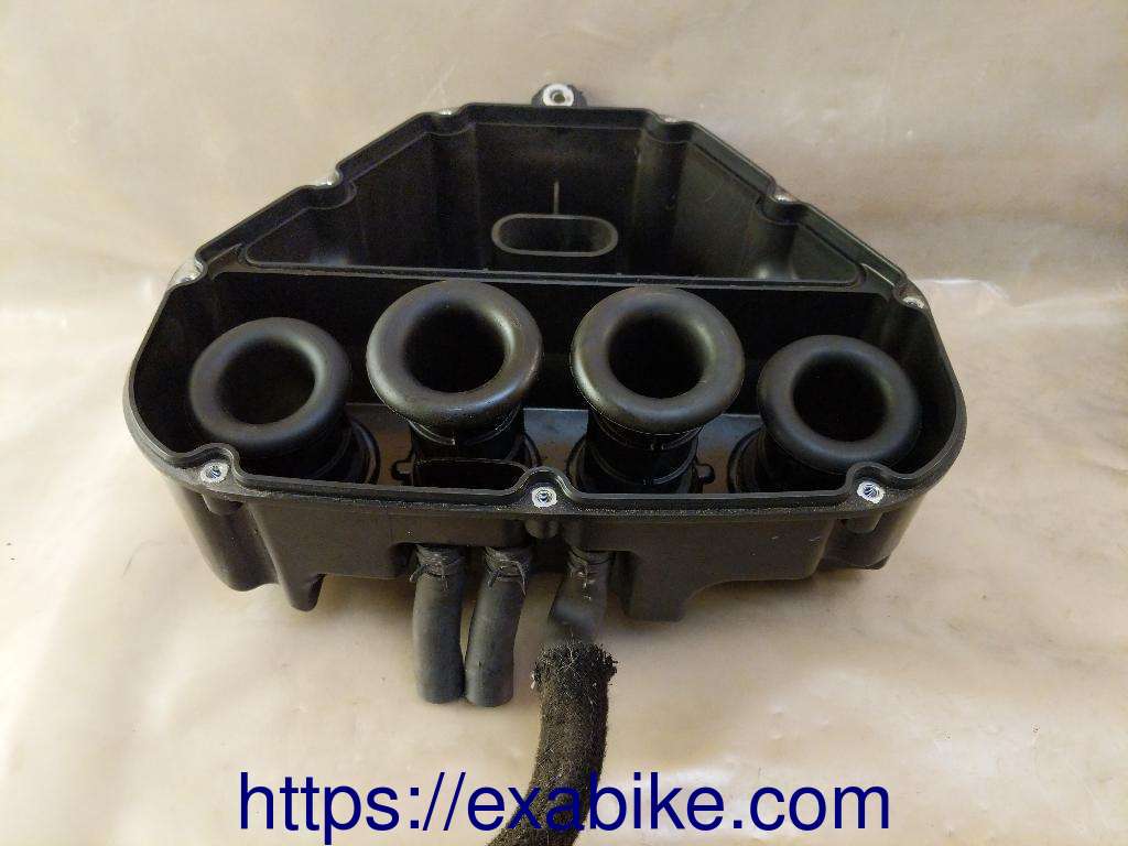 air cleaner box Yamaha XJ6 - photo 1