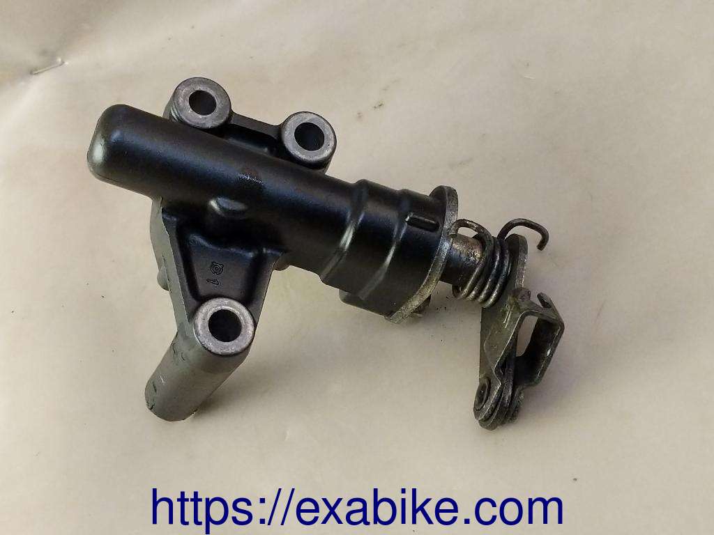 clutch slave cylinder Yamaha XJ6 - photo 2