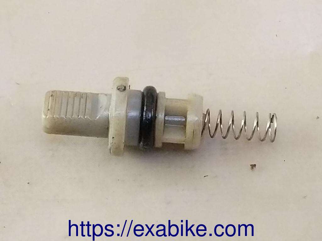 carburetor part Yamaha 1000 YZF Thunderace - photo 1