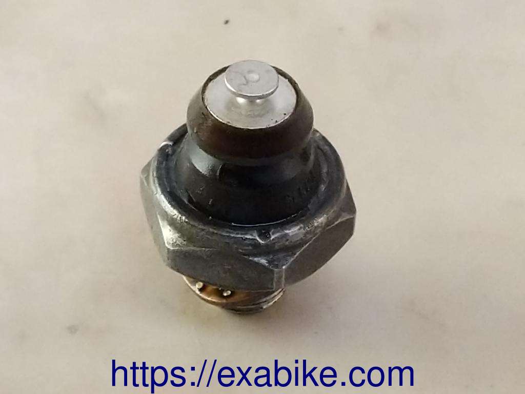 contacteur de pression d'huile BMW K1200LT - photo 1