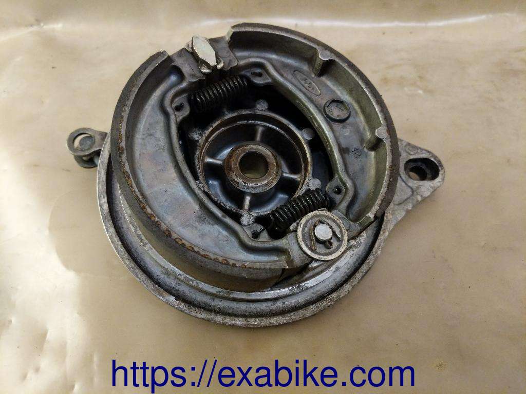 brake panel, rear Honda CM 125 C - photo 2