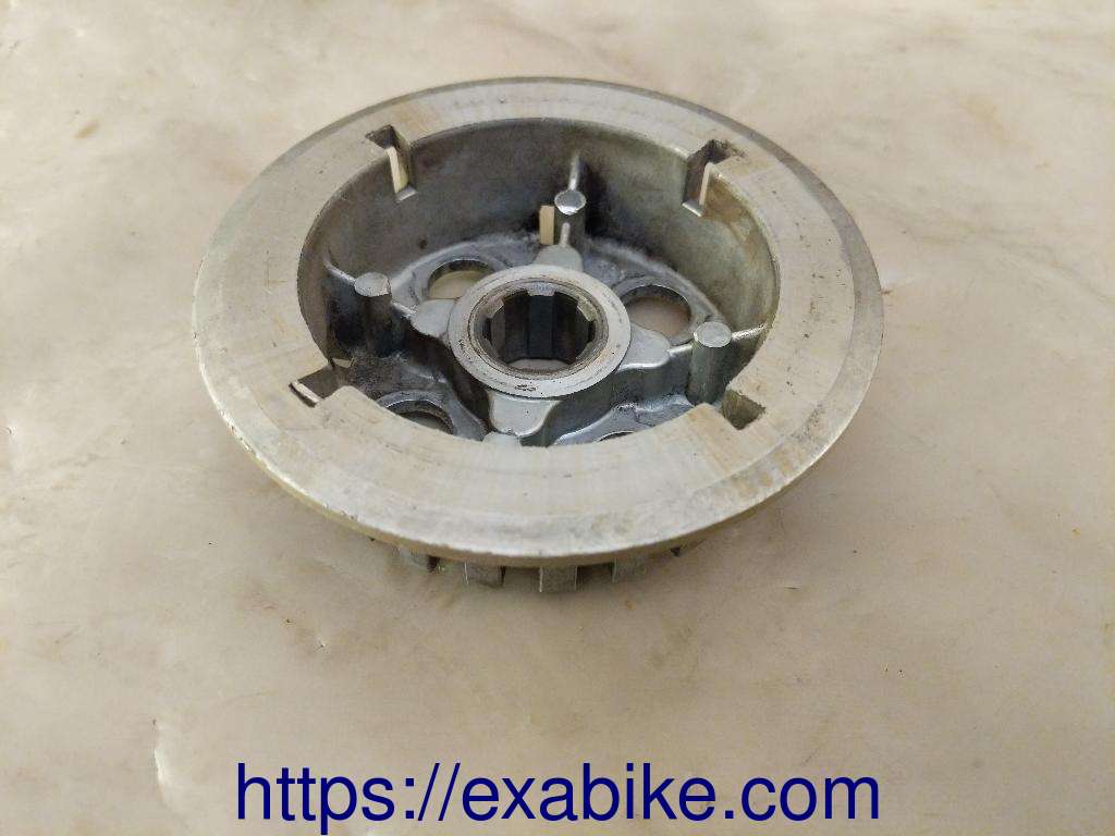 noix d'embrayage Honda CM 125 C - photo 1
