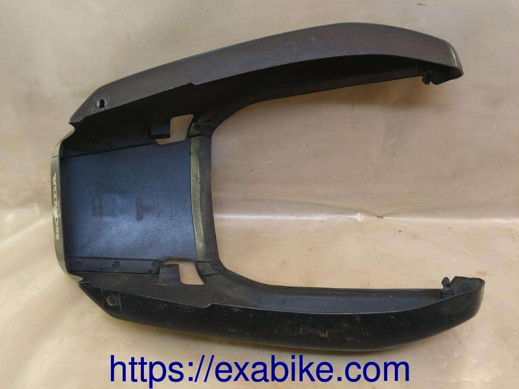 rear seat cowl Honda CB 750 Seven Fifty - photo 3