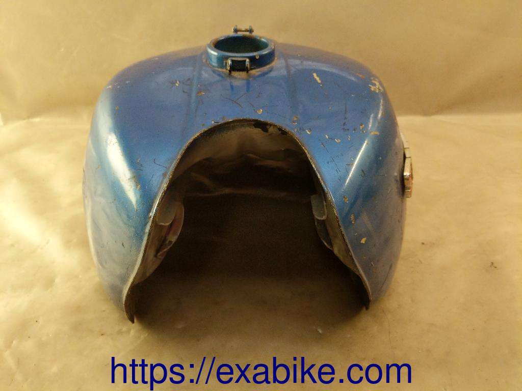 fuel tank Suzuki GT500 - photo 4