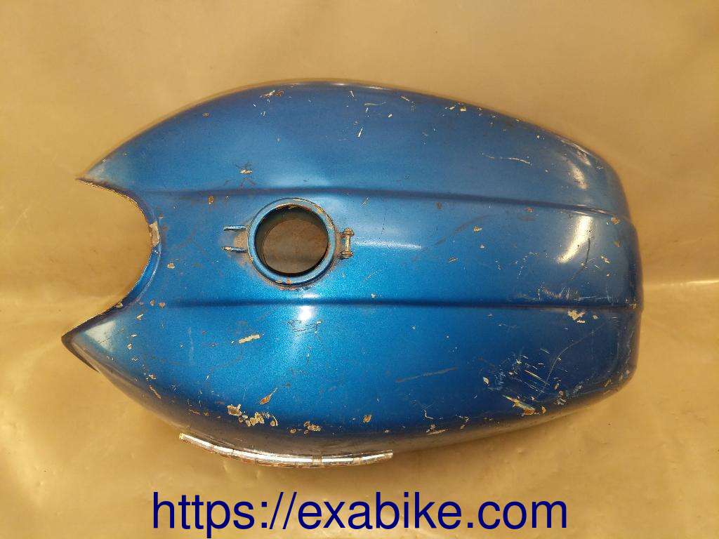 fuel tank Suzuki GT500 - photo 6