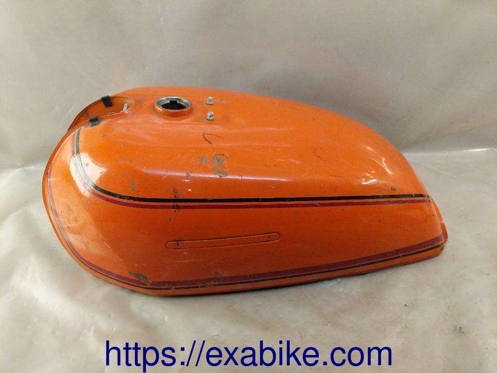 fuel tank Suzuki GS 750 - photo 3