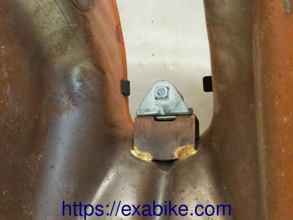 fuel tank Suzuki GS 750 - photo 6