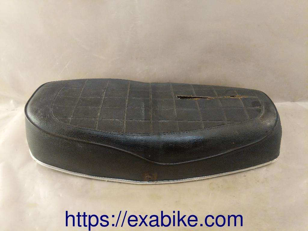 seat Honda CB125B6 - photo 3