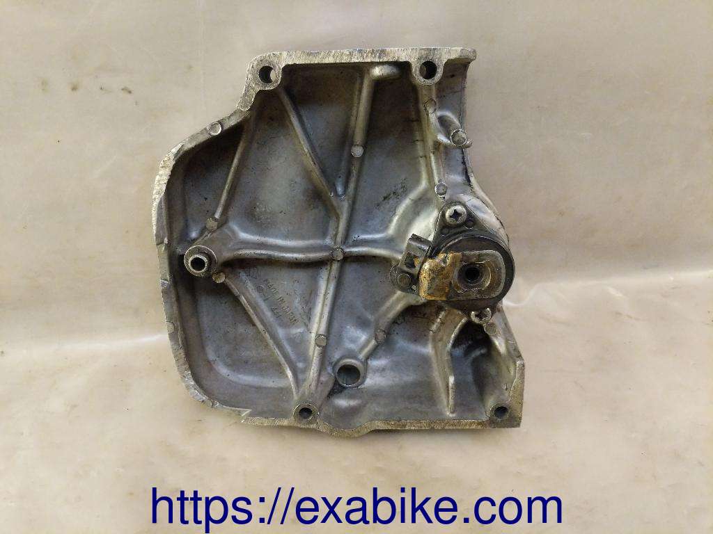 carter de sortie de boite Suzuki GSX 400 - photo 2