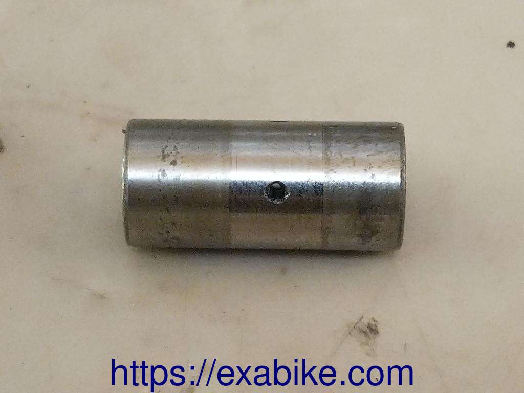 axe Yamaha XS 500 - photo 1