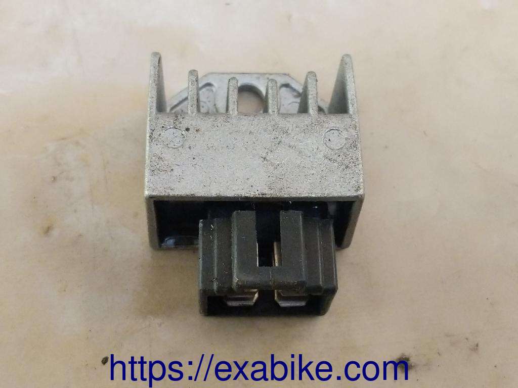 voltage regulator Peugeot Kisbee 50 - photo 1