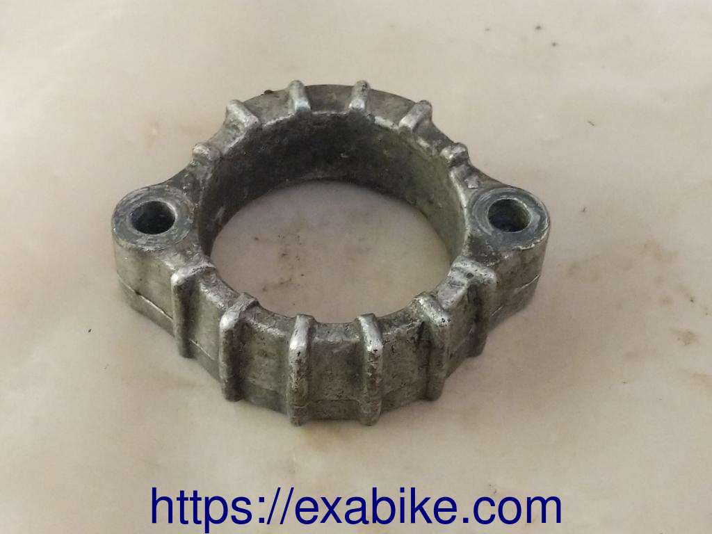 exhaust pipe clamp Honda CBX 650 E - photo 1