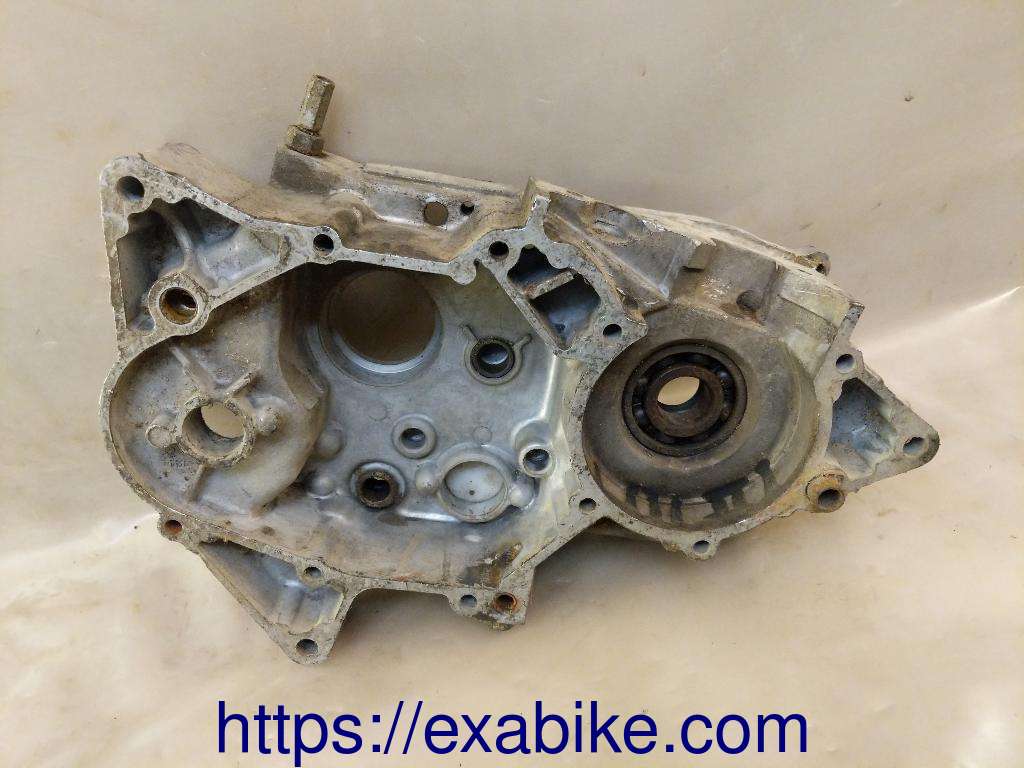 crankcase, left Suzuki TS 50 - photo 1