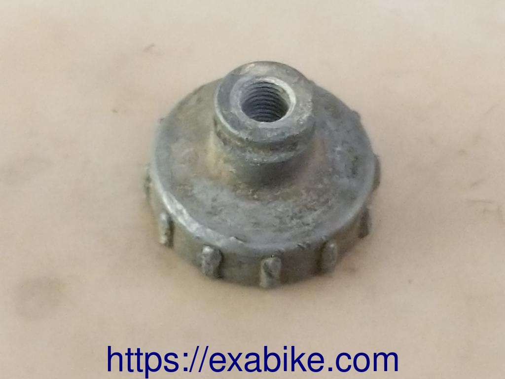carburetor top cap Voir la photo ou référence modele a identifier - photo 1