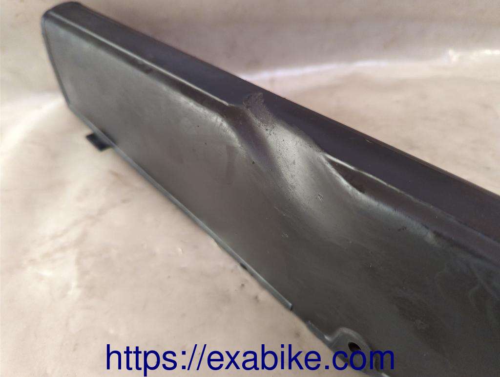 drive chain case Kawasaki GPZ 550 - photo 4