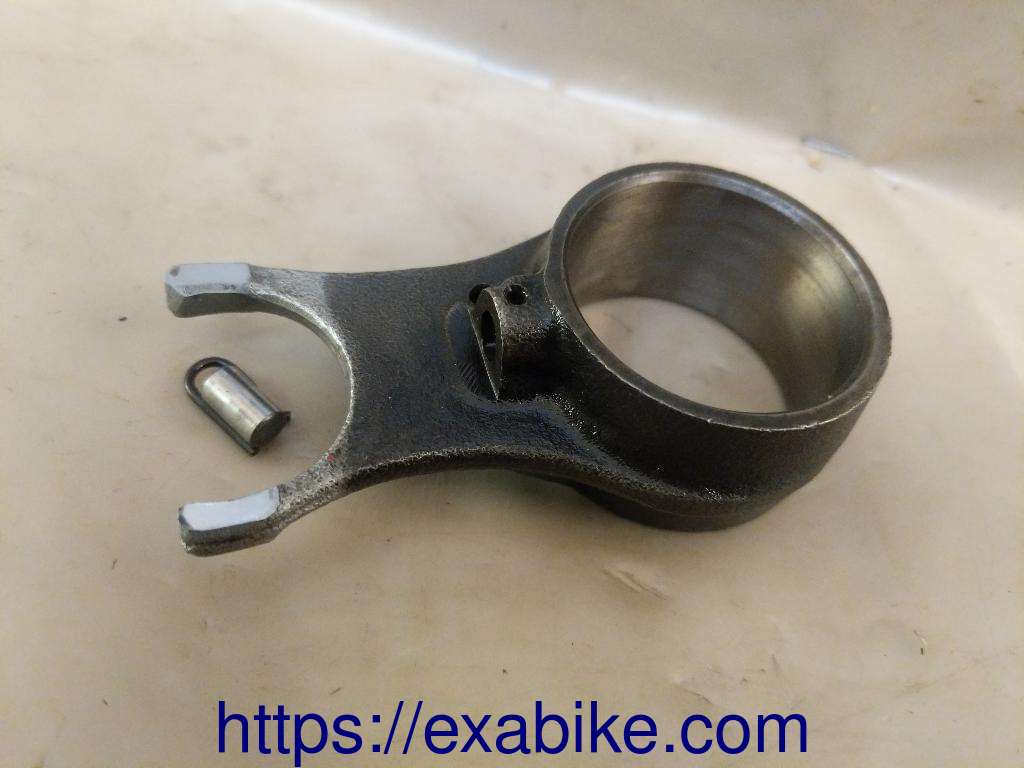 gearshift fork Honda CB350K - photo 2