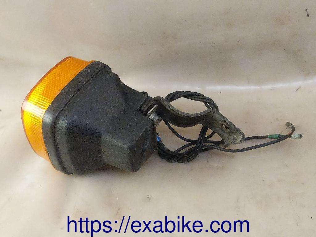 turn signal, front left Honda XLS 125 - photo 2