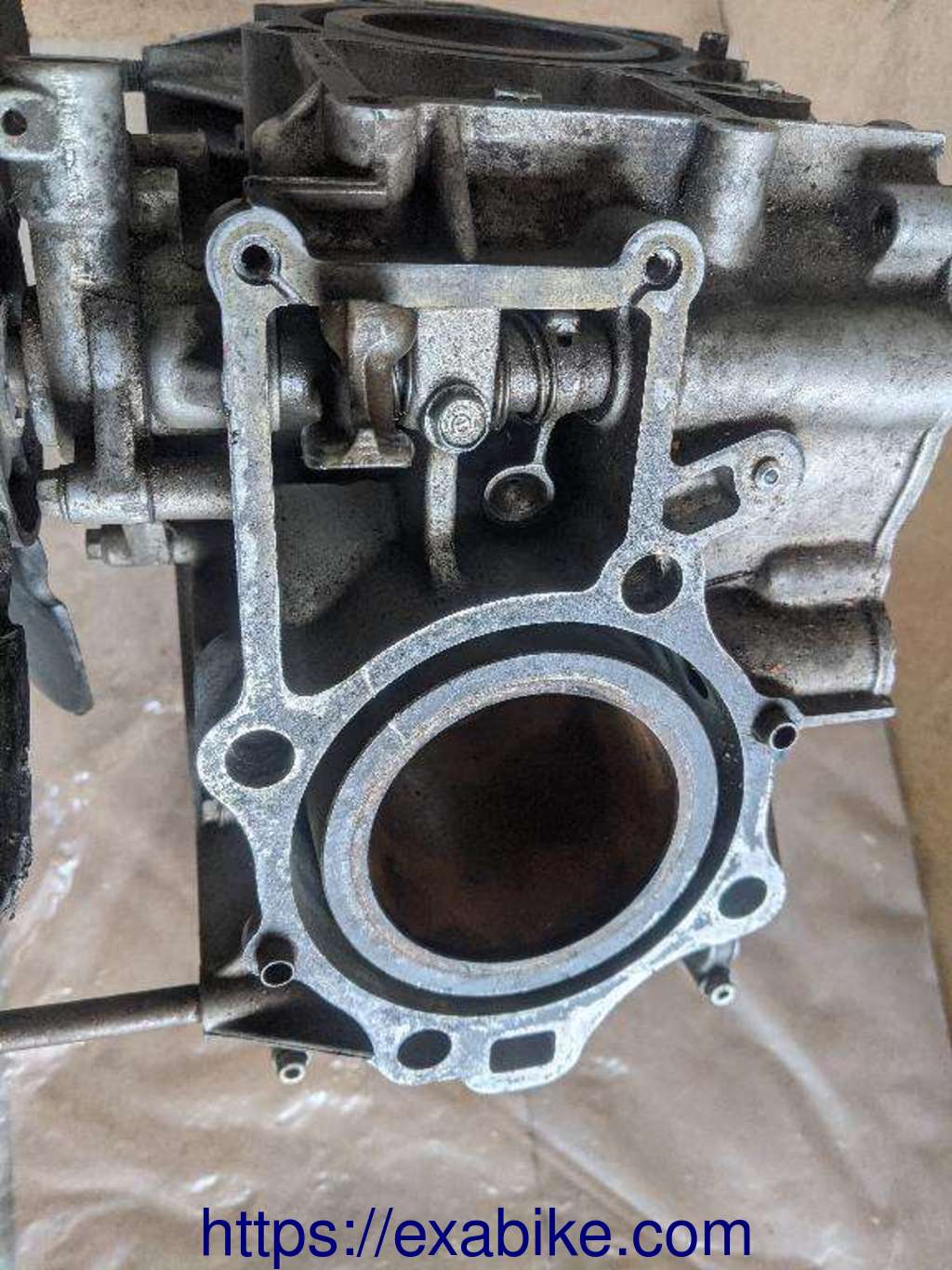 engine bloc Honda CX 500 - photo 4