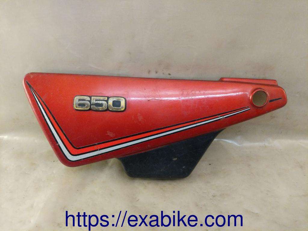 cache latéral gauche Yamaha XJ 650 - photo 1