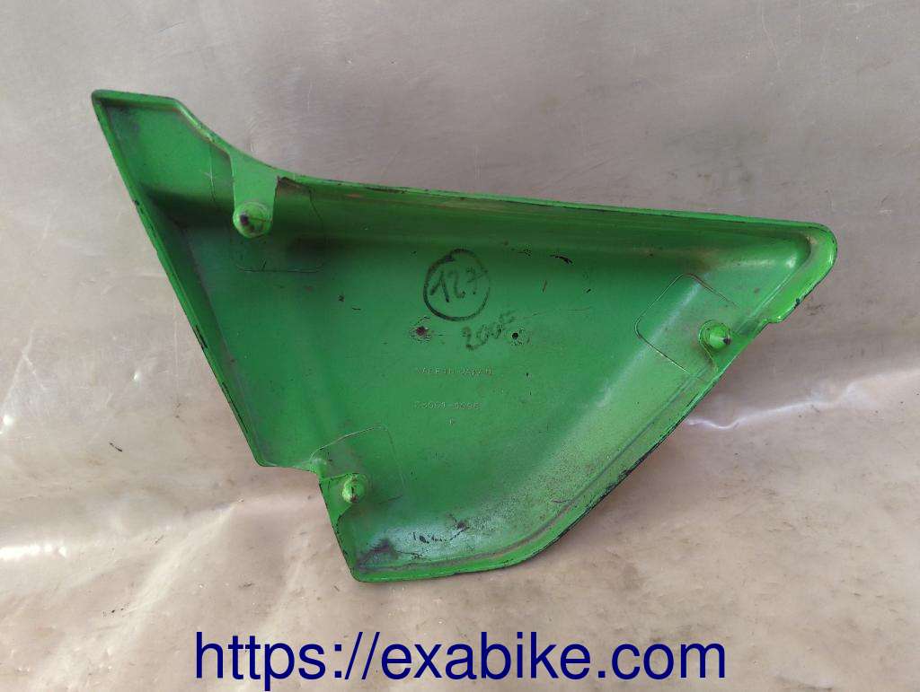 side cover, right Kawasaki KZ650 - photo 2
