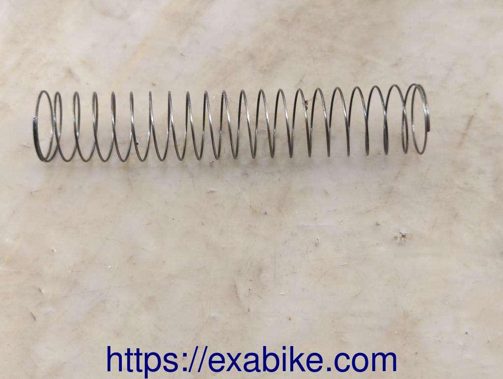 carburetor spring Yamaha XS 850 - photo 1