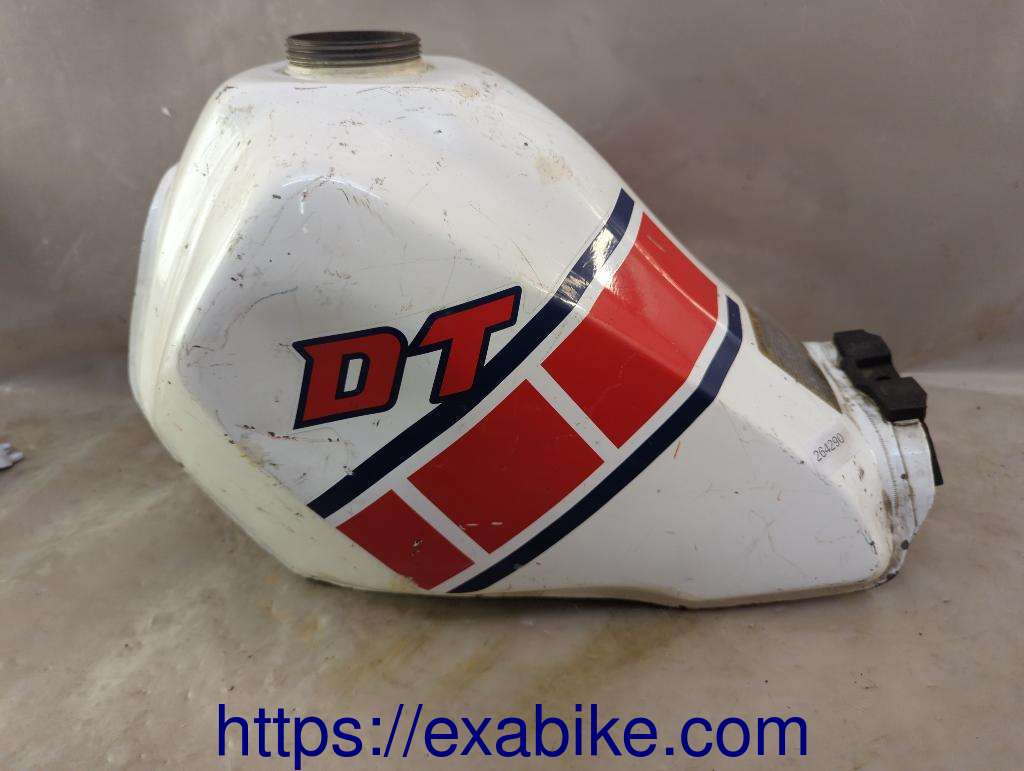 fuel tank Yamaha DTLC 125 - photo 1