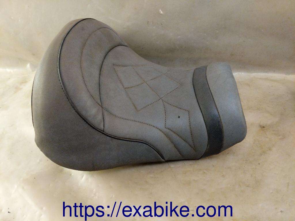 selle avant Kawasaki ZX9R - photo 1