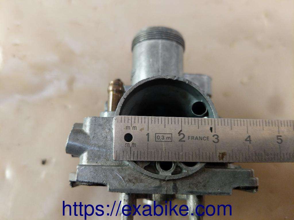 carburetor body Voir la photo ou référence modele a identifier - photo 6