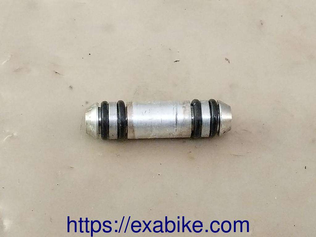 carburetor part Yamaha XS 1100 - photo 1